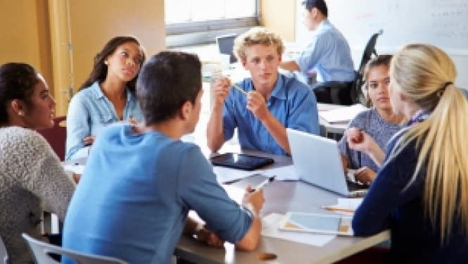 Ārvalstu studentiem jāievēro ieceļošanas nosacījumi Latvijā