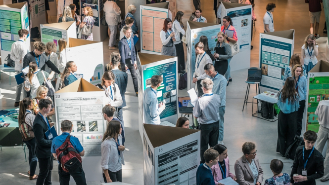 Darbu prezentēšana Latvijas Universitātes Akadēmiskajā centrā 