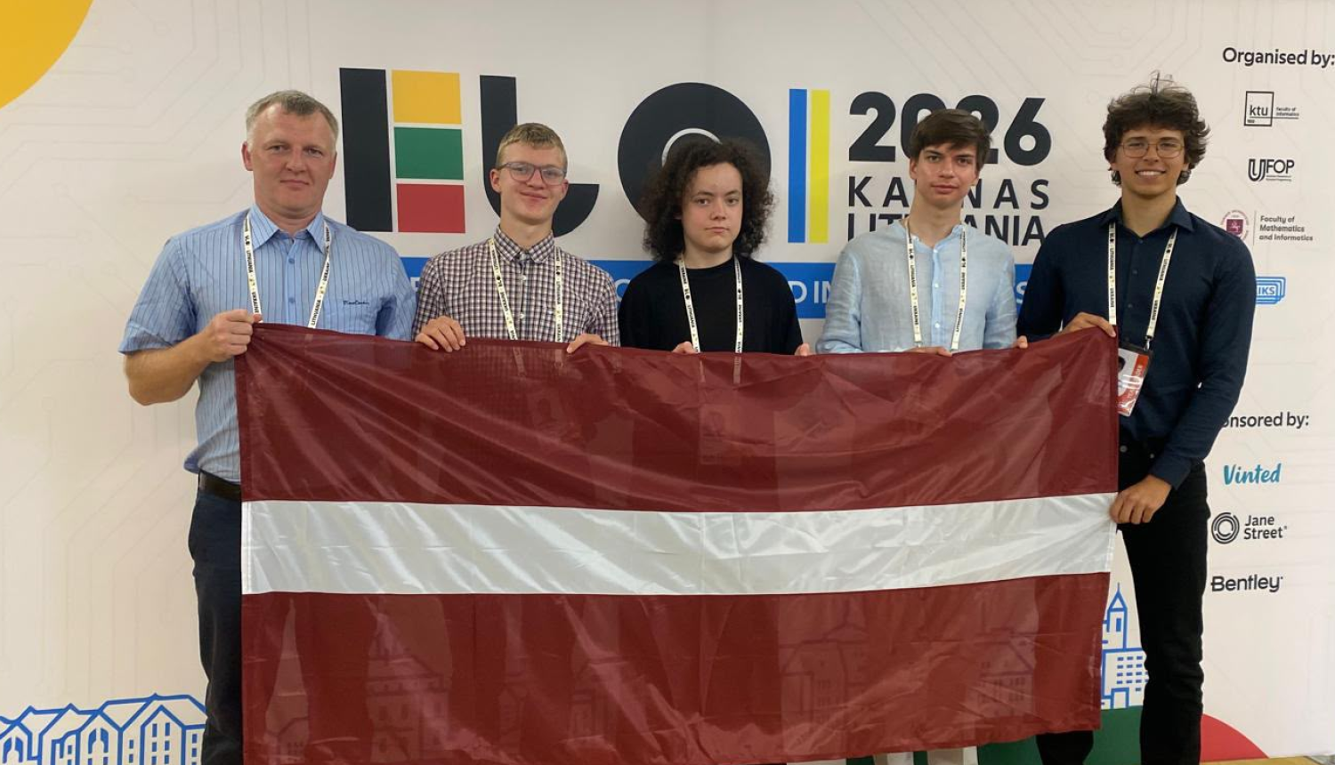 dalībnieki no Latvijas Eiropas informatikas olipiādē 2026