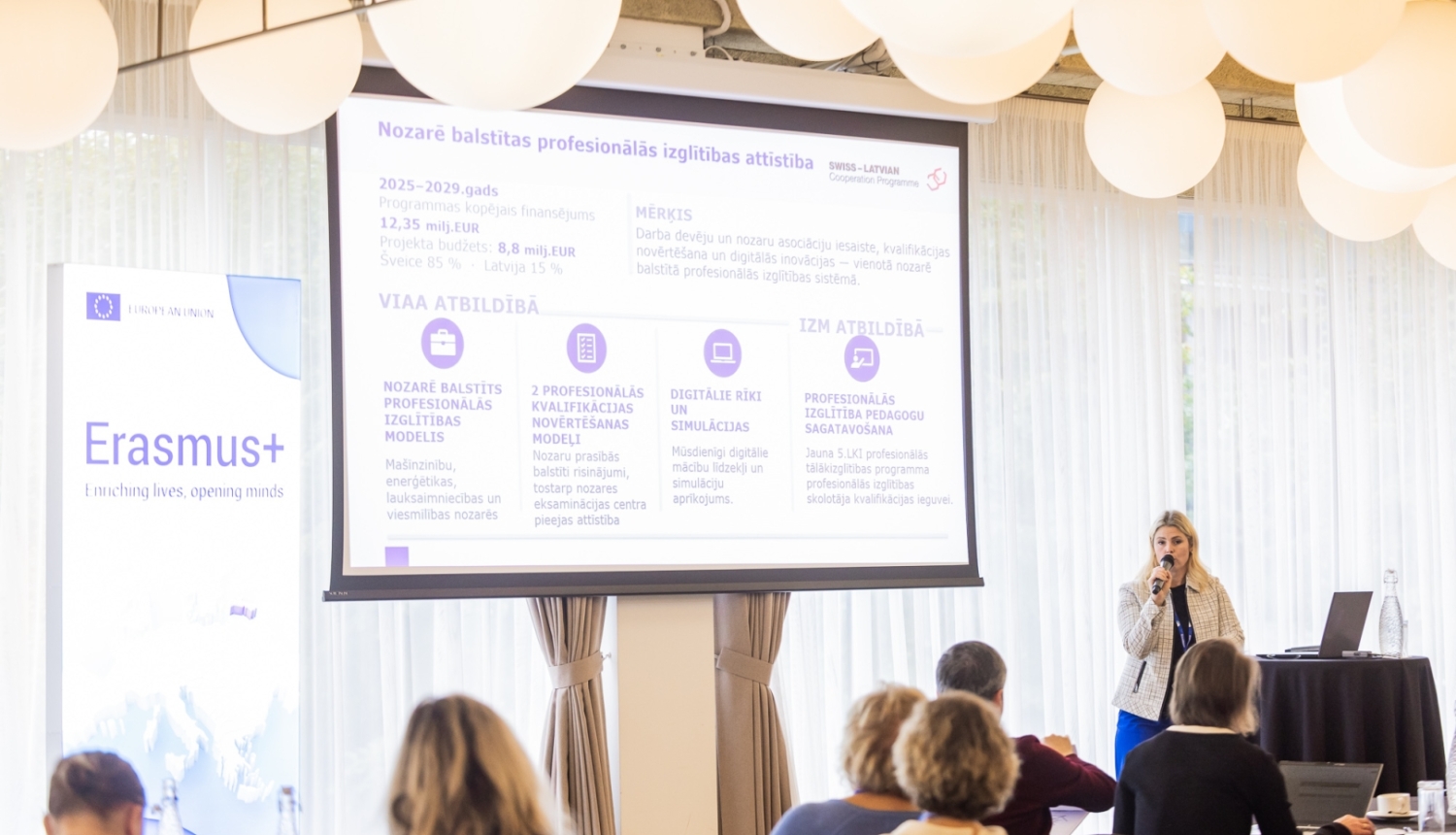 SVeices-Latvijas programmas vaditaja E.Kokina prezente seminarā Jurmala