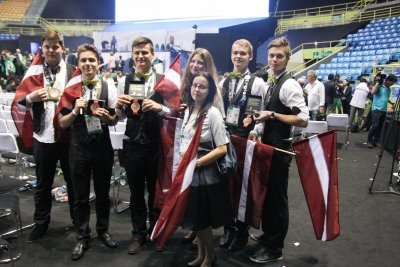 SkillsLatvia komanda WorldSkills 2015