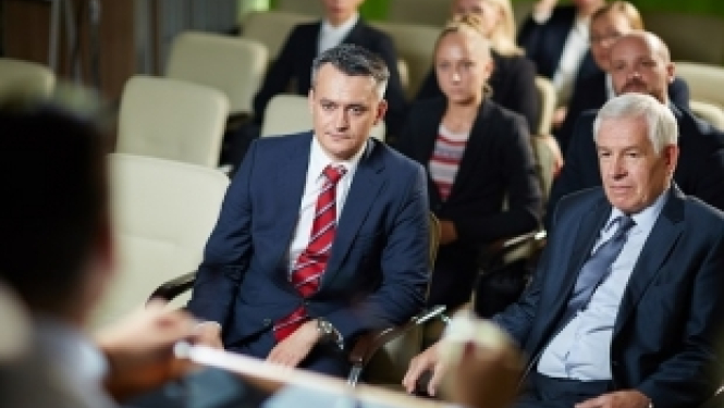 Izglītības iestādes aicinātas pieteikt mācību programmas pieaugušajiem 11 nozarēs
