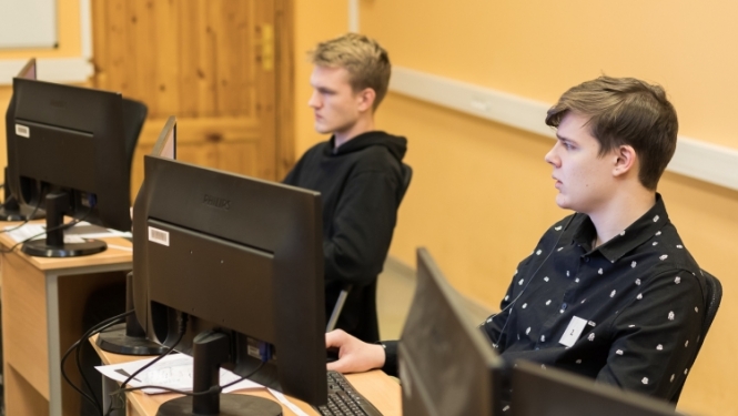 SkillsLatvia 2019 pusfināls "Web lapu dizains un izstrāde" prasmju konkursā