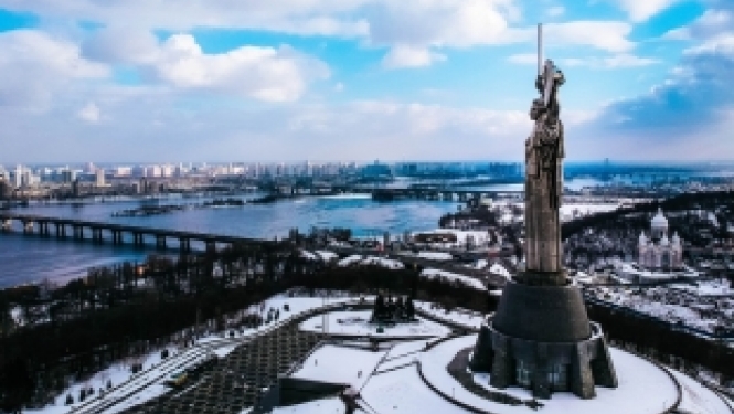 Izsludināta pieteikšanās Ukrainas valdības stipendijām