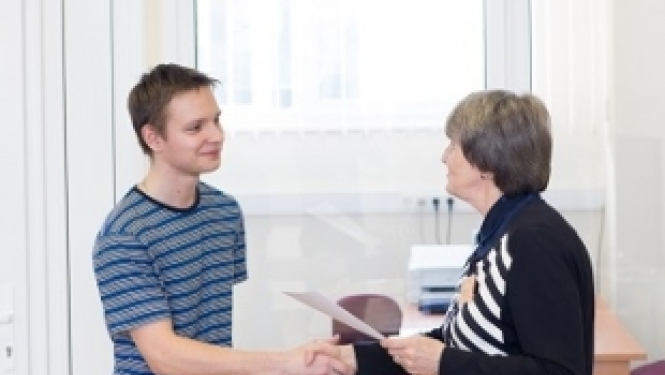 Noskaidroti labākie jaunie elektrisko instalāciju tehniķi