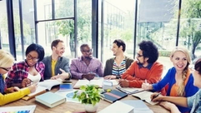 Iespēja iegūt stipendiju pētnieciskā darba veikšanai