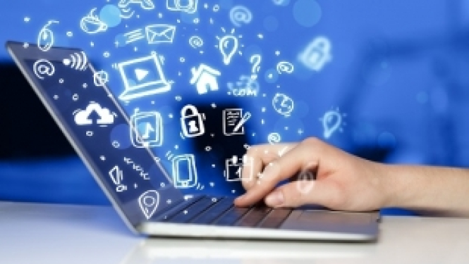 Jaunieši ļoti aktīvi meklē informāciju par tālākās izglītības un karjeras iespējām