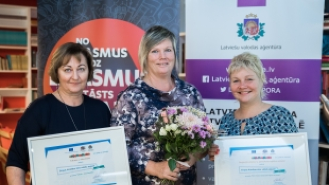 Pasniegta Eiropas Atzinības zīme valodu apguvē