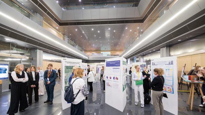 Latvijas skolenu 50. zinātniskā petniecibas darbu konference darbu izstāde