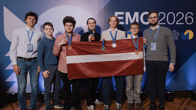 dalībnieki no Latvijas Eiropas matemātikas olimpiādē 2026 EMO