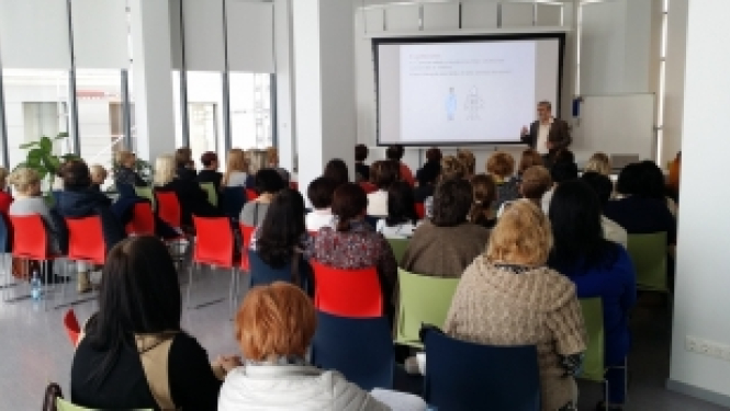 Skolotāji apgūst talantīgās domāšanas mācību metodes