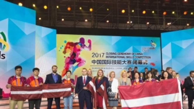 Latvijas konkursanti gūst pieredzi starptautiskajā prasmju konkursā Ķīnā