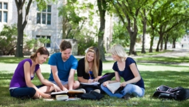 Aicinām augstskolas pieteikties finansējuma saņemšanai starptautisku vasaras skolu rīkošanai