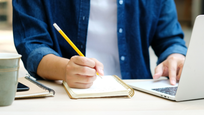 klade, dators, zīmulis