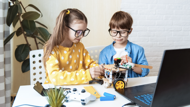 EEZ un Norvēģijas grantu vizualis ar bērniem