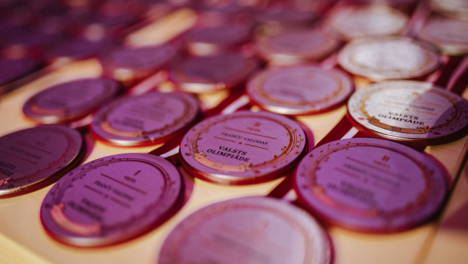 Ilustratīvs attēls ar olimpiādes apbalvojumiem