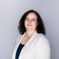 Aija Ezeriņa