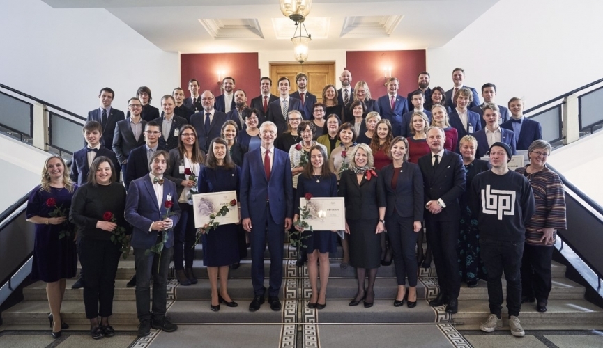 Ministru prezidents Krišjānis Kariņš sveic EuroSkills 2018 Latvijas komandas medaļniekus