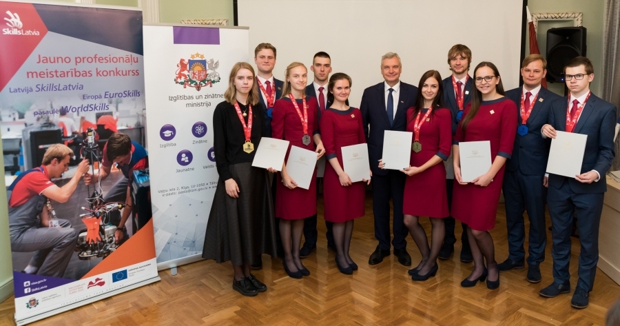 EuroSkills 2018 konkursantu svinīgā sveikšana Izglītības un zinātnes ministrijā