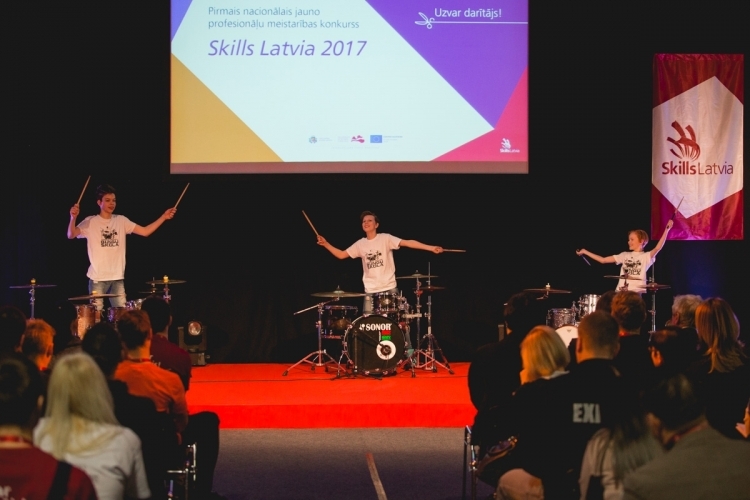 Atklāts pirmais nacionālais jauno profesionāļu meistarības konkurss SkillsLatvia 2017.