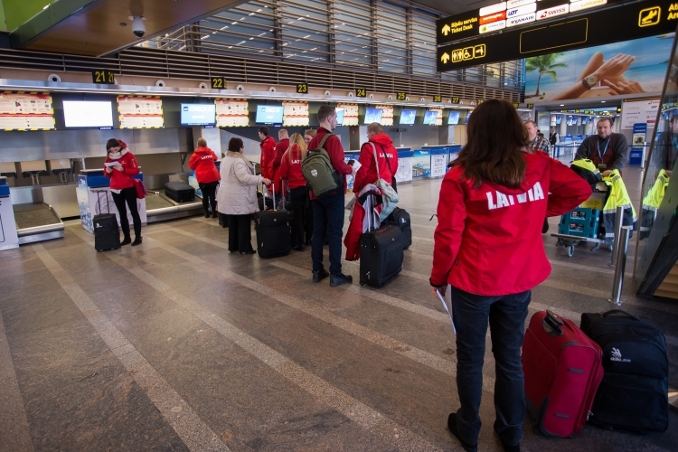 Latvijas valsts komandas dalībnieki dodas uz EuroSkills 2016 konkursu Gēteborgā, Zviedrijā