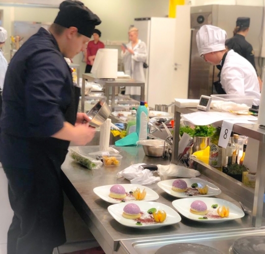 SkillsLatvia 2019 pusfināls "Ēdienu gatavošanā" prasmju konkursā