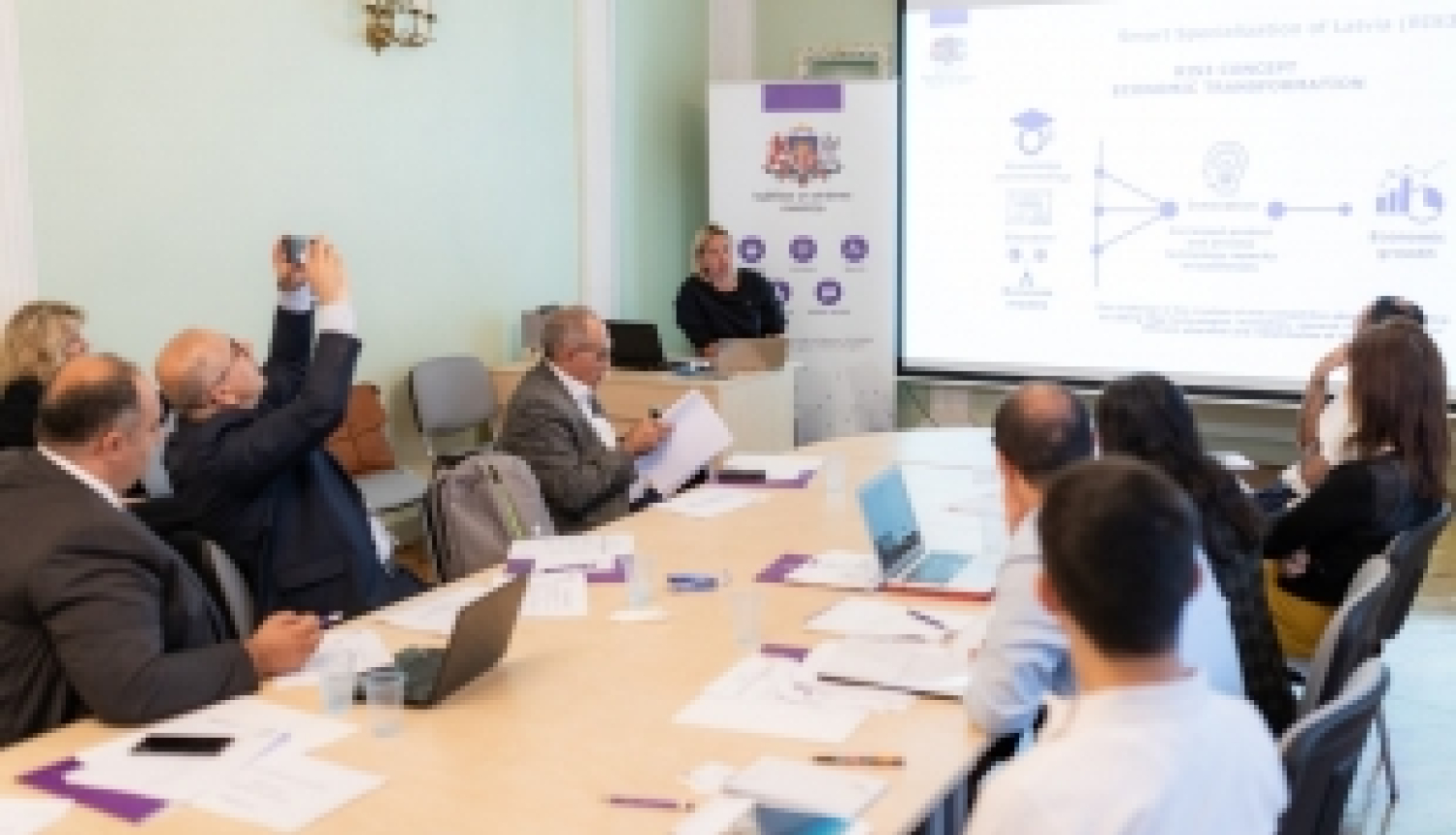 Azerbaidžānas delegācija studiju vizītē iepazīst mūžizglītības politiku Latvijā