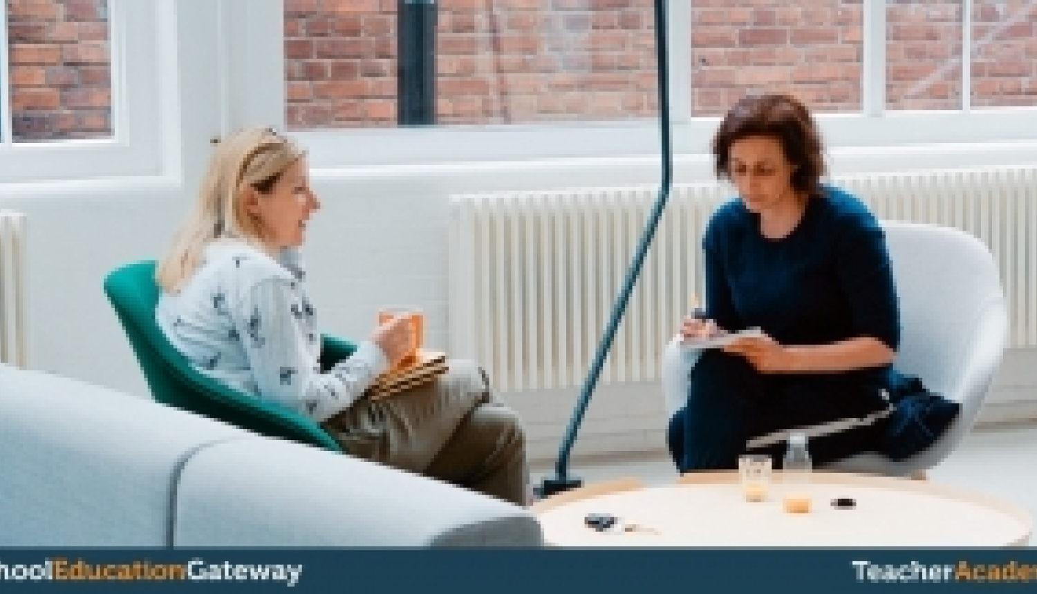 Izglītības iestāžu pārstāvjiem iespēja pieteikties tiešsaistes kursam par mentoringu skolās