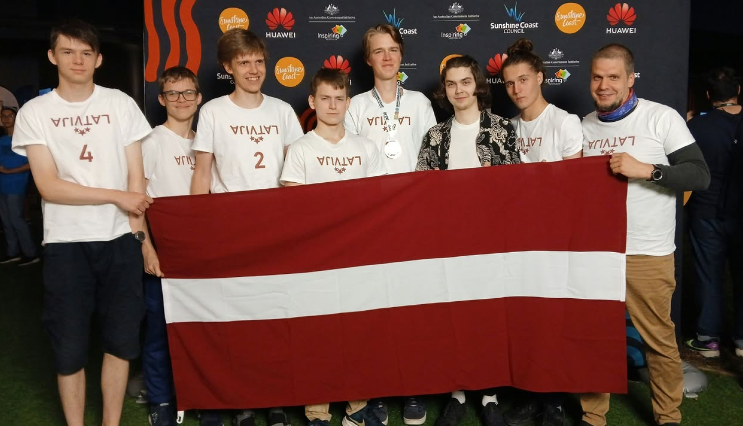 Latvijas komanda matematikas olimpiade IMO 2025