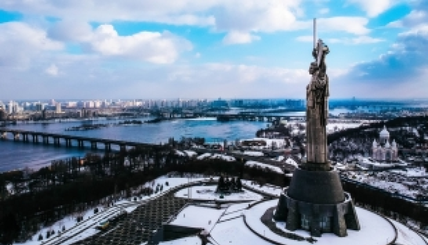 Izsludināta pieteikšanās Ukrainas valdības stipendijām