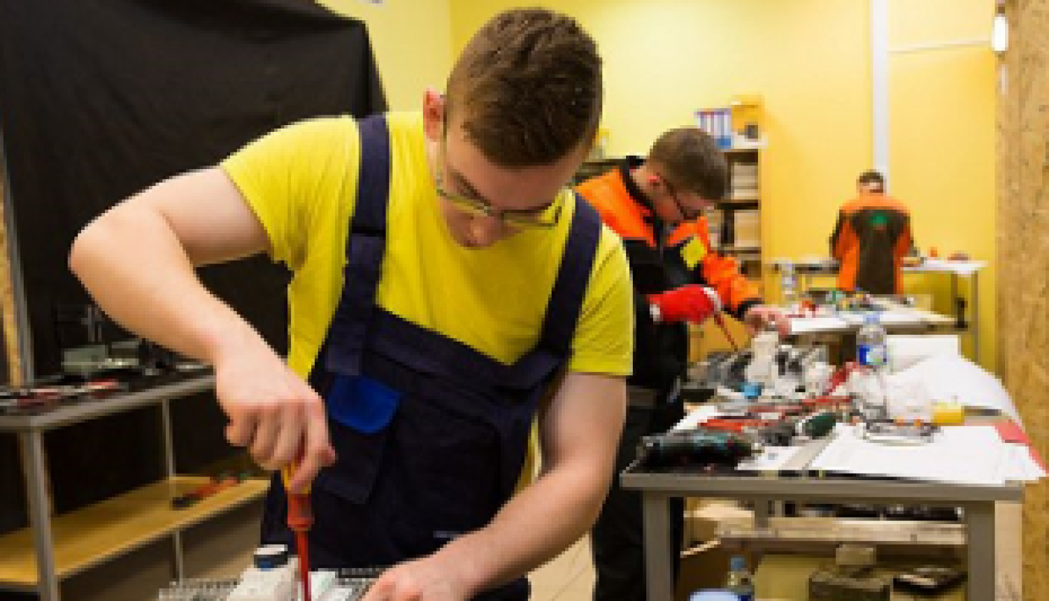 Latvijas jaunie profesionāļi gatavojas konkursam EuroSkills 2016