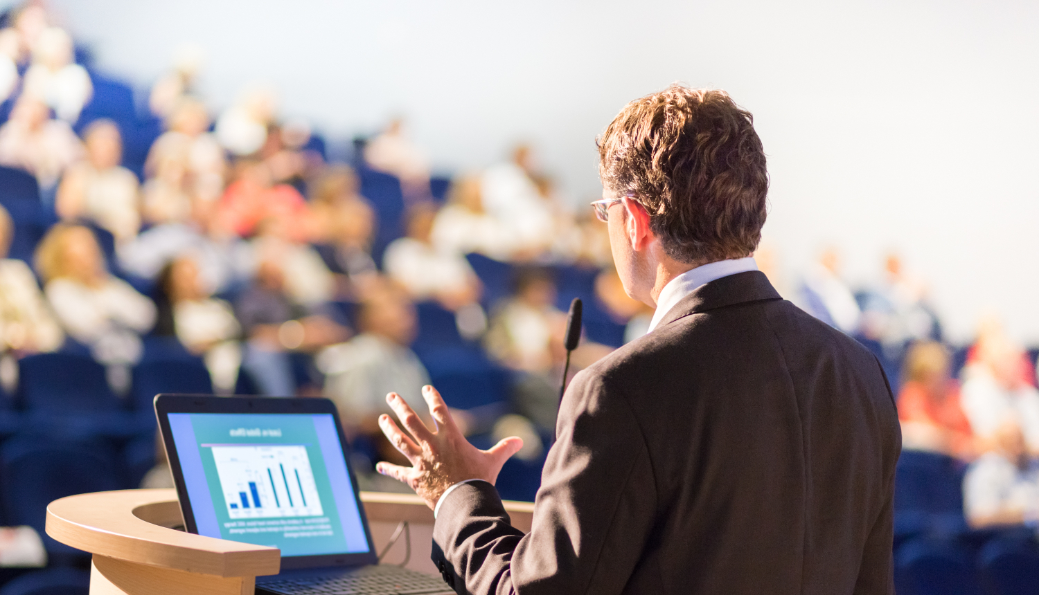 Konference runātājs auditorija