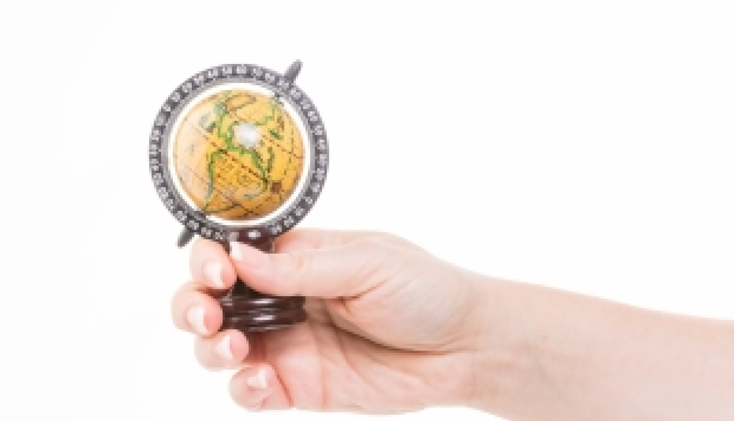 Aicina pieteikties stipendijām Eiropas Universitātes institūtā