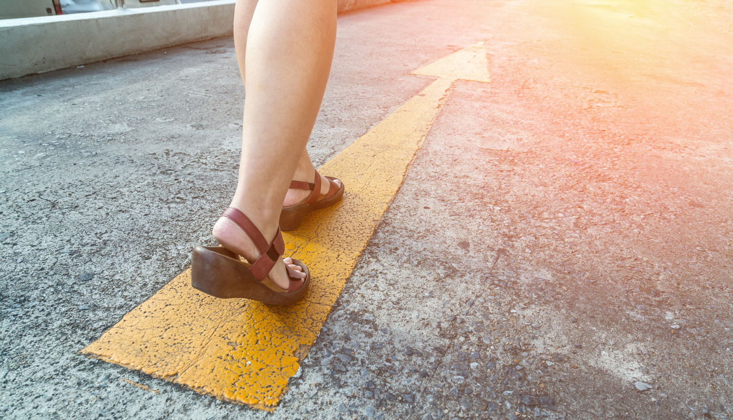 Sieviete iet uz mērķi