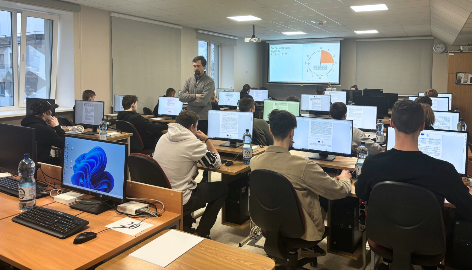 Jaunieši piedalās Skills Latvia pusfinālā