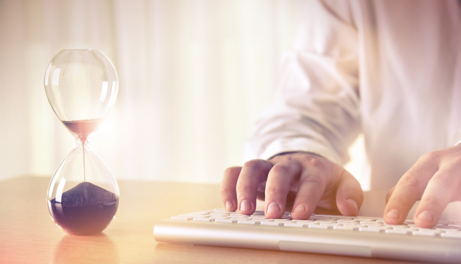 Smilšu pulkstenis klaviatūra