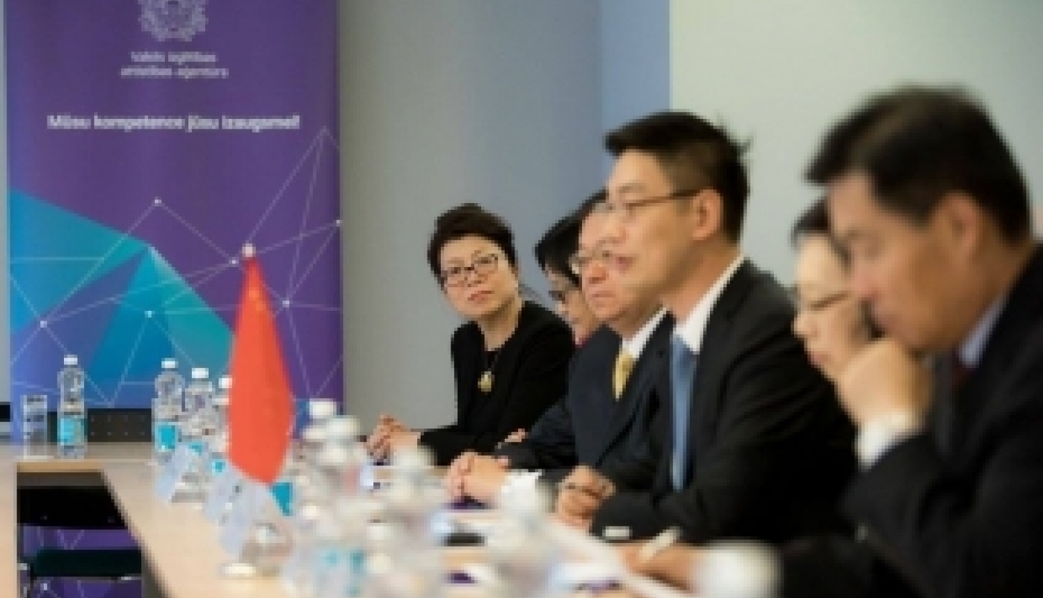 Chinese Delegation Visits SEDA