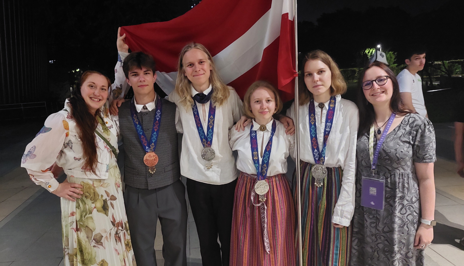 Latvijas komanda bioloģijas olimpiādē Filipinās