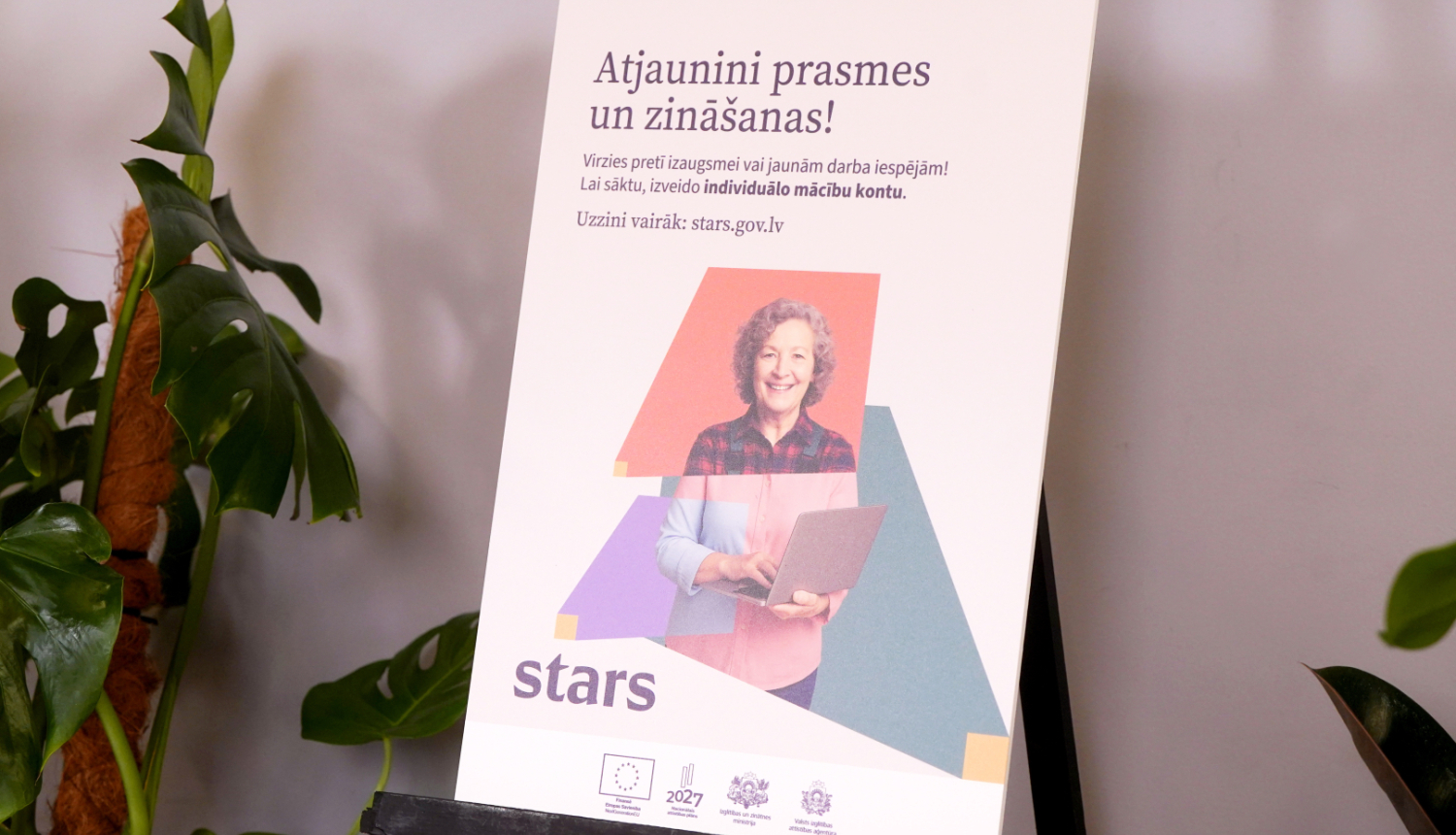 STARS informativais plakāts 