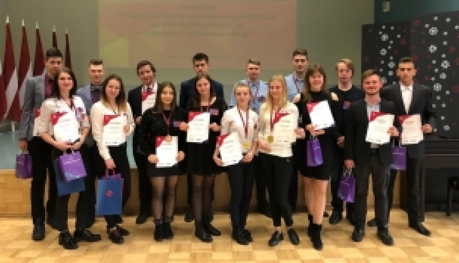 Noskaidroti labākie jaunie profesionāļi dzelzceļa nozarē